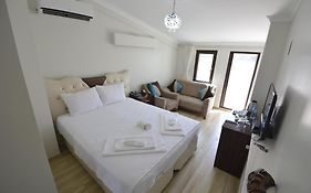 Mavi Deniz Butik Burgaz